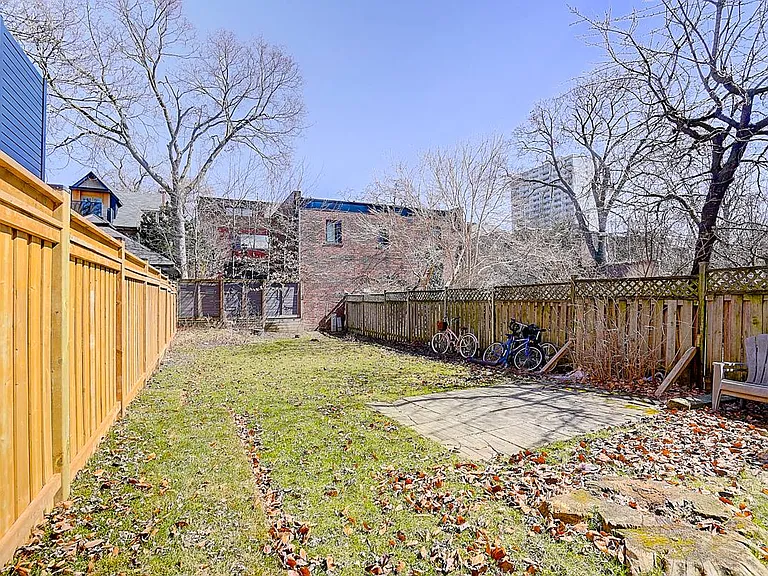 75 Kendal Ave #BASEMENT — Photo 25