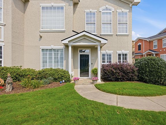 4th image of 1303 Renaissance Ct