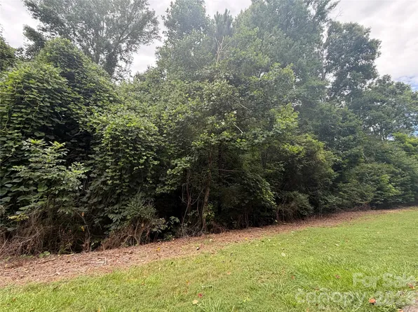 1575 Cranwell Dr, Mount Ulla, NC 28125