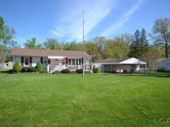 38828 Wade Rd, Romulus, MI 48174