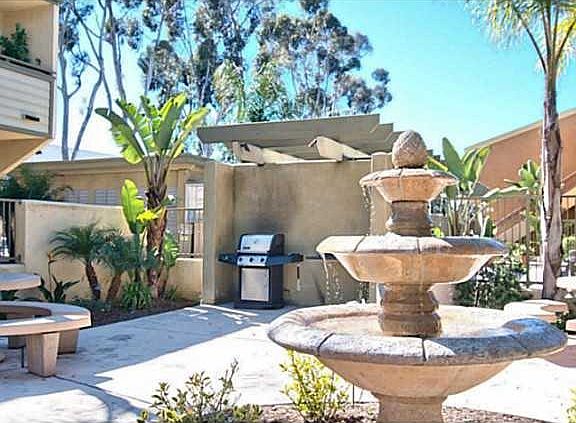 3rd image of 5252 Balboa Arms Dr #2