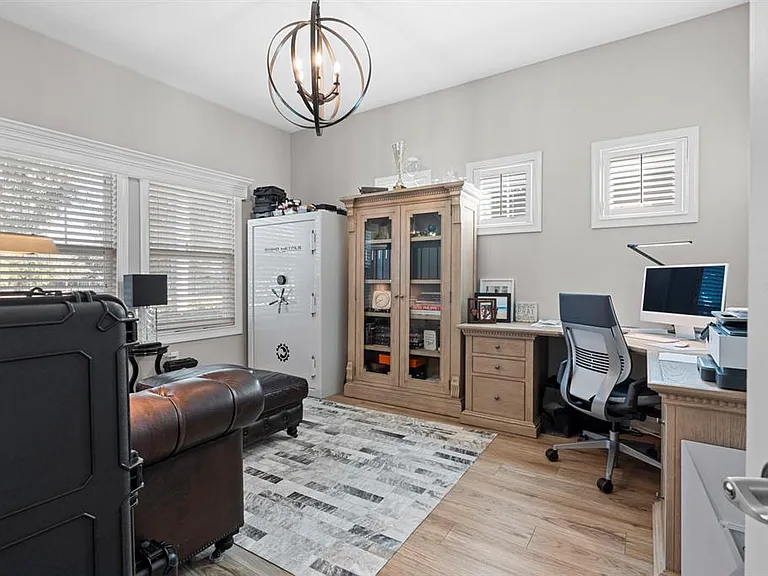 6440 Tideline Dr — Photo 28