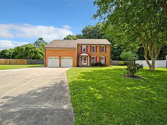 4th image of 517 Three Oaks Dr