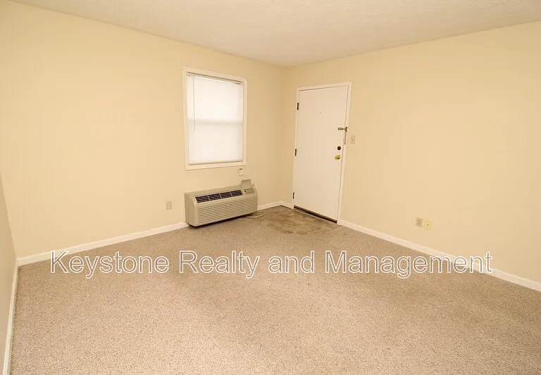 106 Koffman Dr — Photo 2