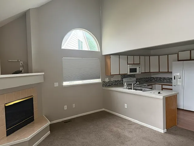 2900 Ross Dr #L36 — Photo 14