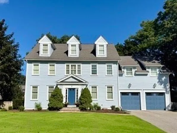 3 Macarthur Rd, Wellesley, MA 02482