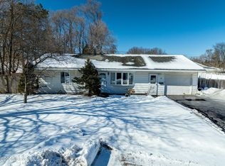 20 Hunting Rd, Albany, NY 12205