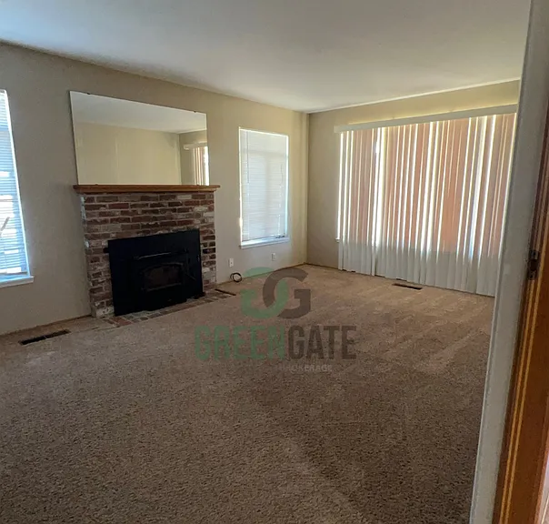 17400 E State Highway 120 — Photo 7