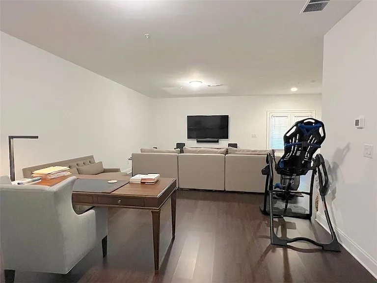 6735 Encore Blvd — Photo 29