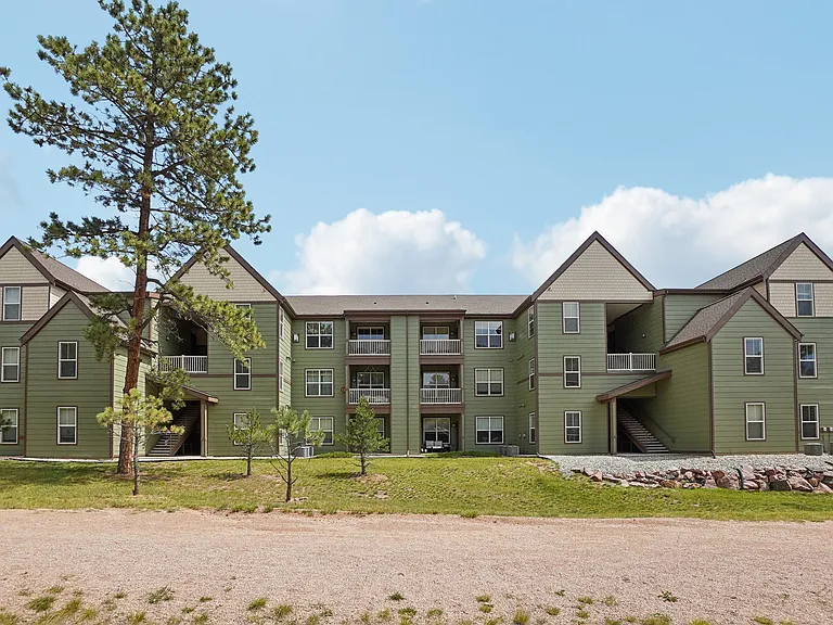 Trail Ridge at Woodland Park Apartments — Photo 38