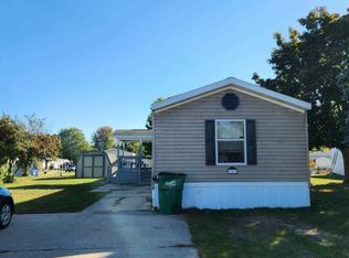 111 Locust Ct, Muskegon, MI 49445
