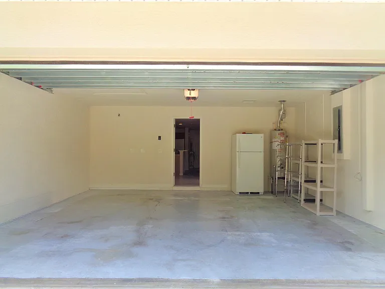 1636 Pointe West Way — Photo 31