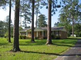 1038 S Pinetree Blvd, Thomasville, GA 31792