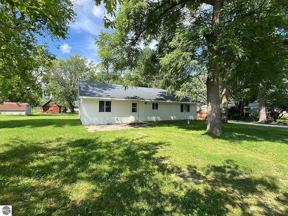 1st image of 6156 Fisher St