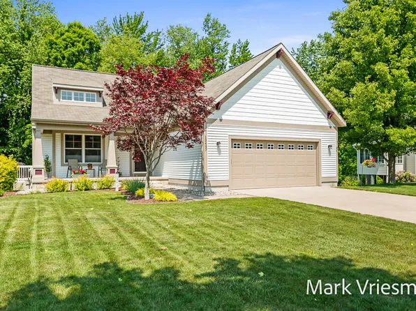 13497 Hidden Creek Ct, Grand Haven, MI 49417