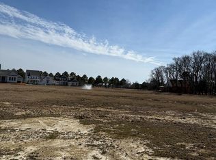 157 Golden Bear Cir #124, Cape Charles, VA 23310