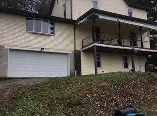 315 Miller Ln, Ruffs Dale, PA 15679