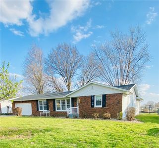 605 Holiday Dr, Effingham, IL, 62401