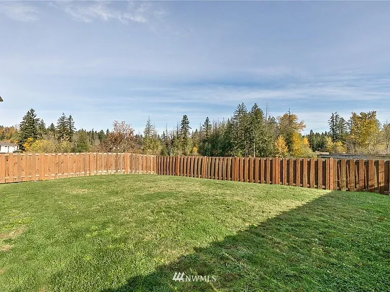 6422 Victoria Ave SE — Photo 22