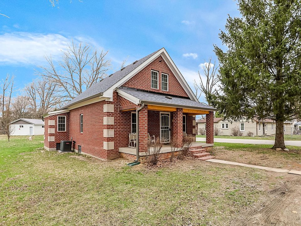 1st image of 7902 Alexander St