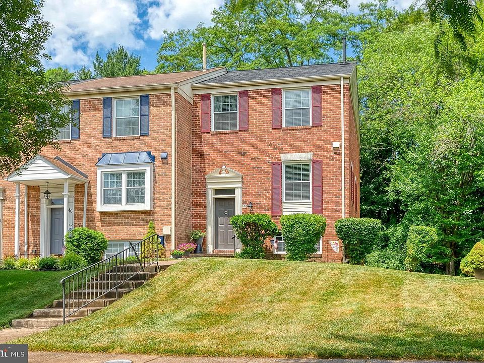 1st image of 44 Sugar Tree Pl