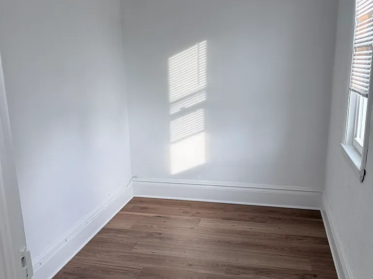 145 Peter St #2 — Photo 2