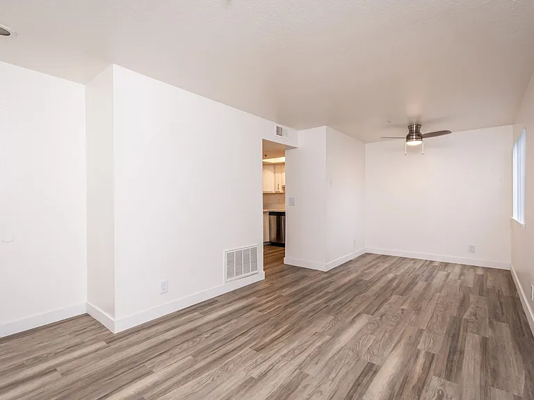 Liv 1621 Apartments — Photo 45