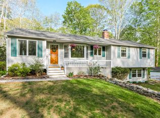 8 Brookview Ter, Madison, CT 06443
