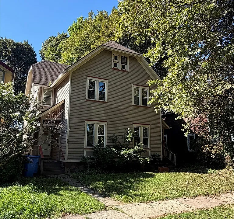 223 Hamilton St #227