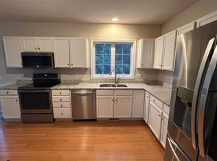 125 Mountain Laurel Way, Suffield, CT 06078