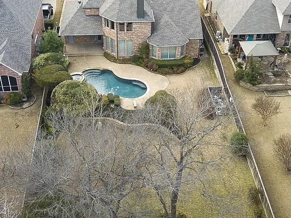 4th image of 1965 Creekside Dr