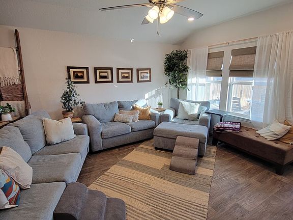 2nd image of 418 Orion Dr