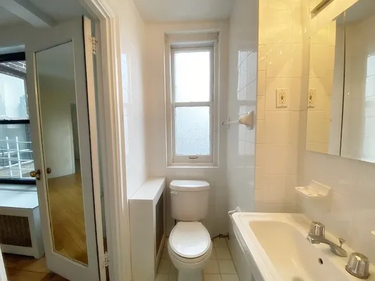 Rented by Rachel Realty | media 12