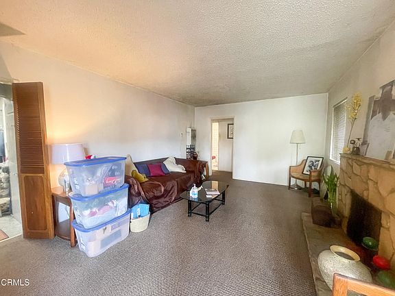 3rd image of 738 W Sacramento St