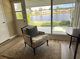 8931 Belle Aire Dr, Boca Raton, FL 33433