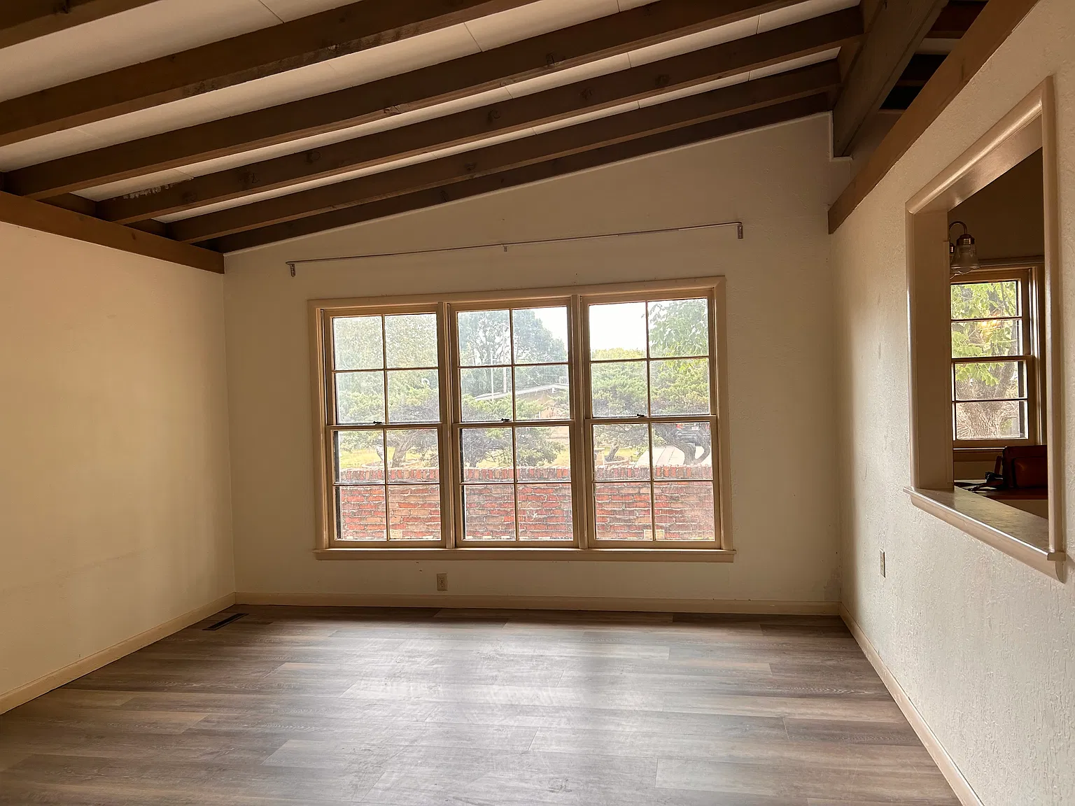 3 bed, 1392 sqft, $1,250 — Photo 4