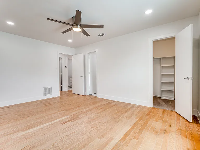 1323 Lark Ln — Photo 22
