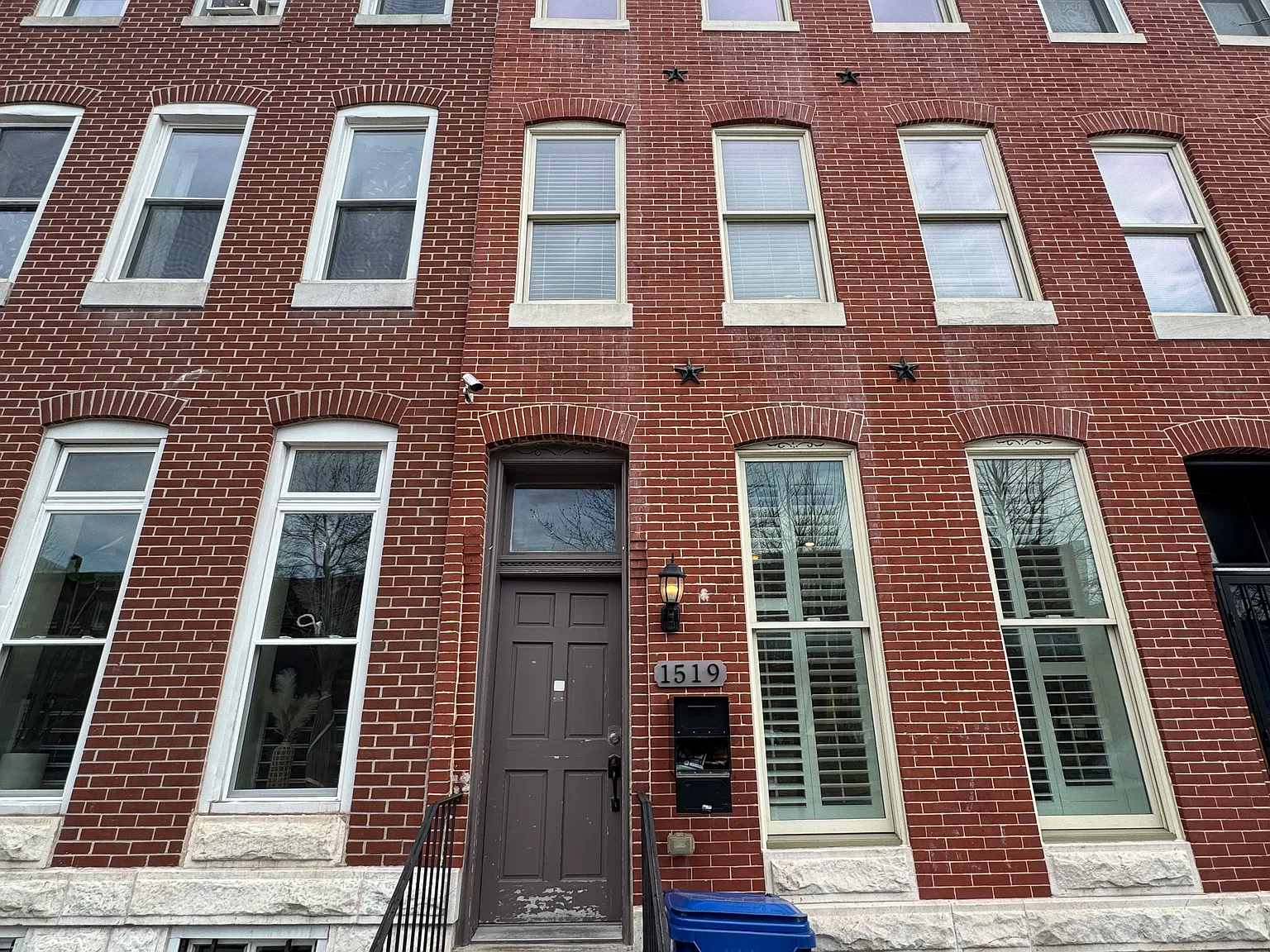 4 bed, 2214 sqft, $2,650 — Photo 1