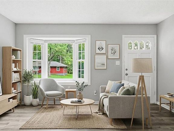 4th image of 11016 Herrick Ave