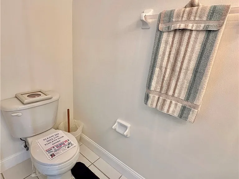 3627 Pine Oak Cir #102 — Photo 13