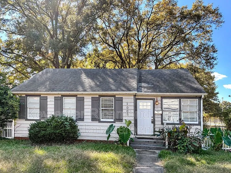 1005 E Brookland Park Blvd
