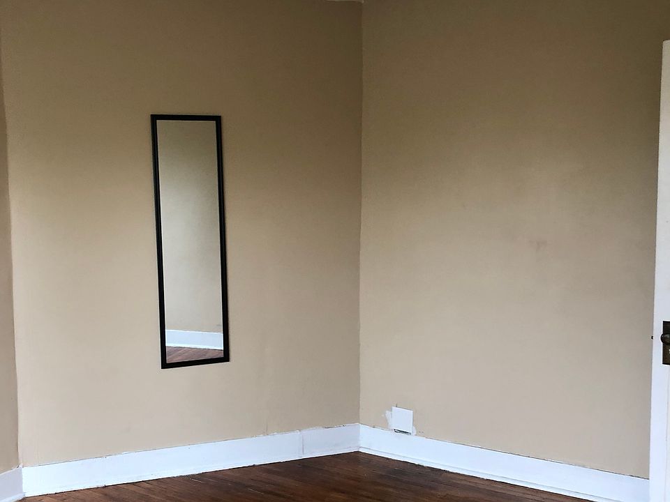 1st image of 859 Richmond Ave #3