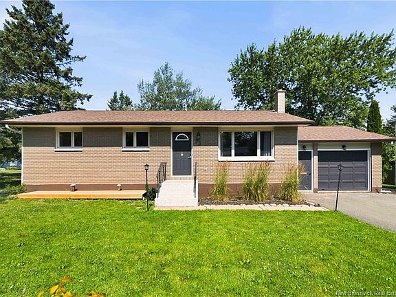 2nd image of 73 Laurelle Ave