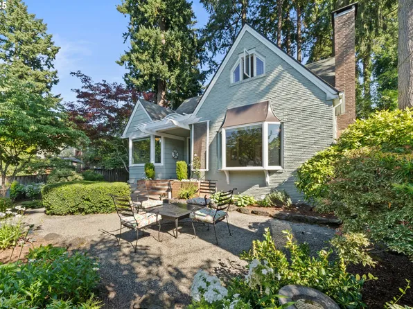 128 Northshore Rd, Lake Oswego, OR 97034