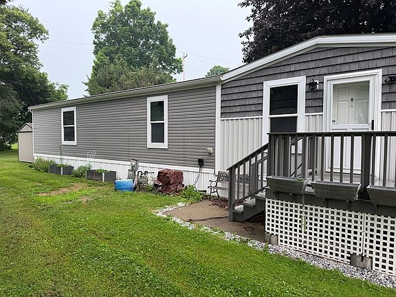 3rd image of 52 Apache Ln