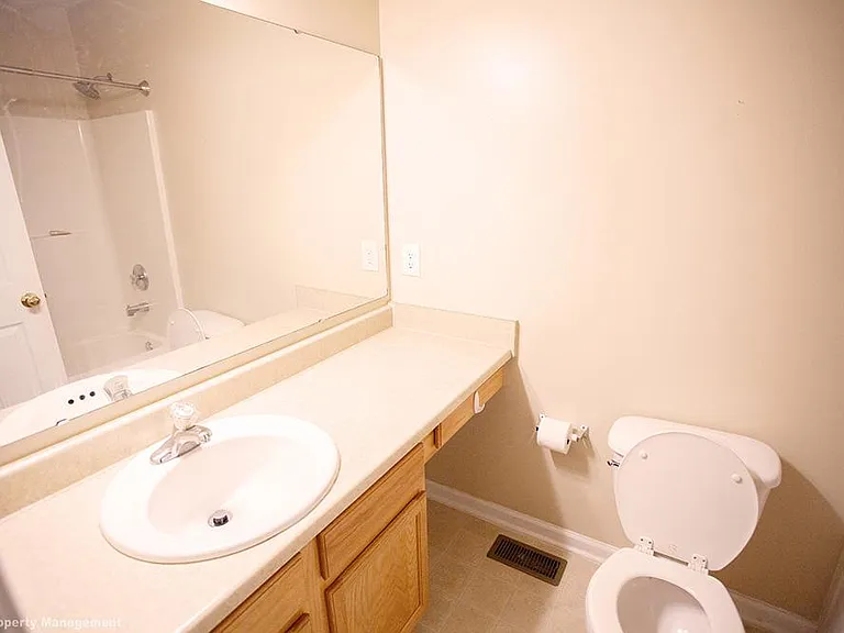 870 New Village Dr NW — Photo 12