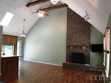 4th image of 407 Jefferson Woods Dr