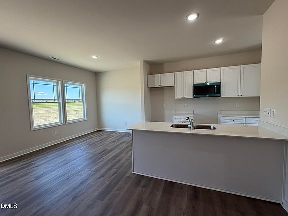 3rd image of 159 Jacobs Ridge Dr