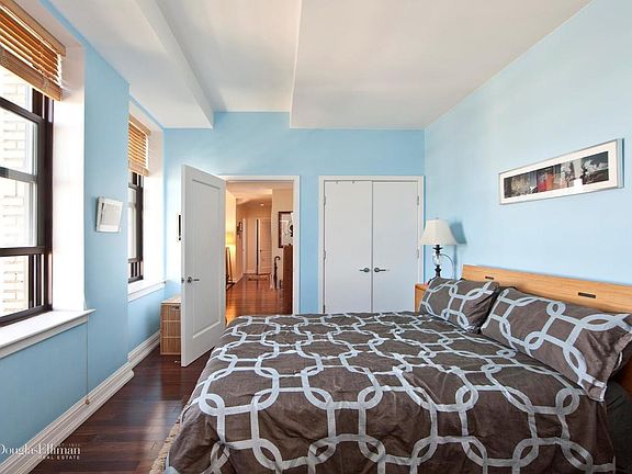 4th image of 1 Hanson Pl APT 25A