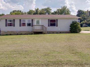 105 Southpark Cir, Gallatin, TN 37066